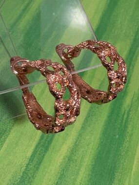 Vintage New Avon Gold Tone Hoop Clip Earrings